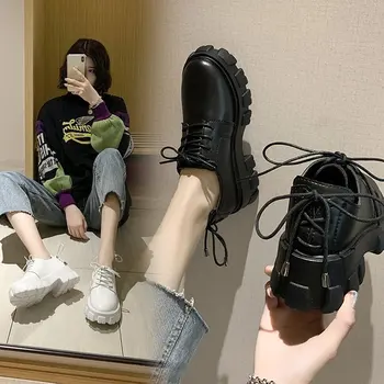 PU odos bateliai moterims pavasario 2021 naujas korėjiečių, suapvalinti tne moterų platforma batai atgal nėrinių balta platforma laisvalaikio bateliai moterims butai