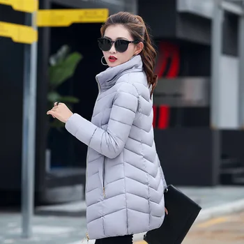 Žiemos striukė moterims mados 2018 parkas mujer naujas ilgas paltas moteriška striukė storio kepurę apykaklės didelis kailių apykaklės Moterų žiemos paltai