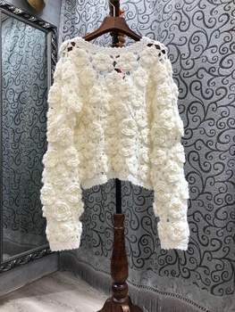 2020 m. rudens ir žiemos naujas moterų mados V-kaklo gėlių modelis austi tuščiaviduriai apdailos ilgas, laisvas megztinis 1113